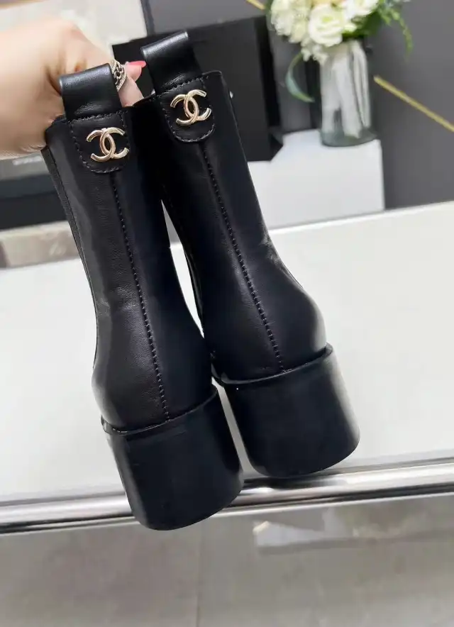 hype Chanel Boots