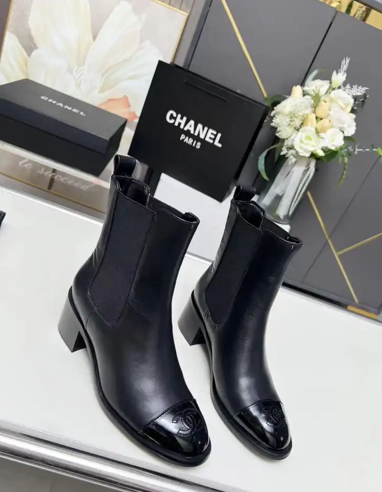 hype Chanel Boots