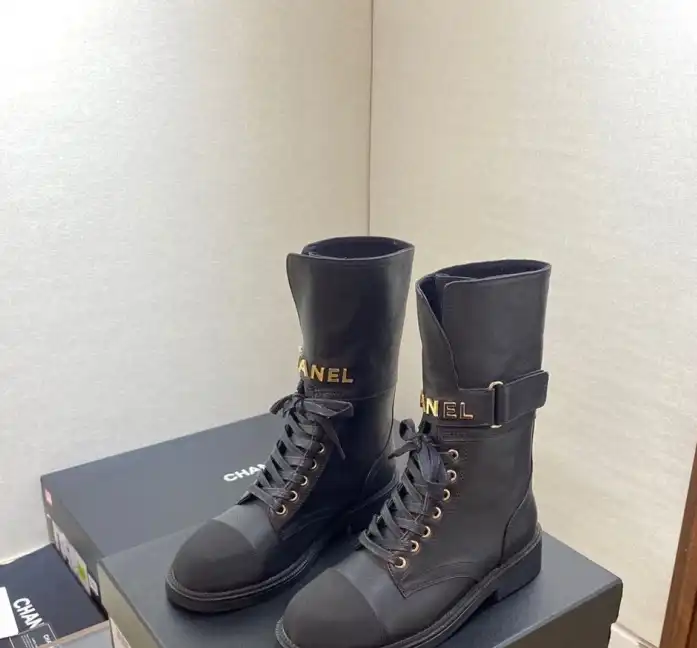 hype Chanel Boots