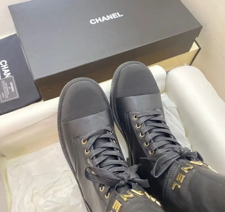 hype Chanel Boots