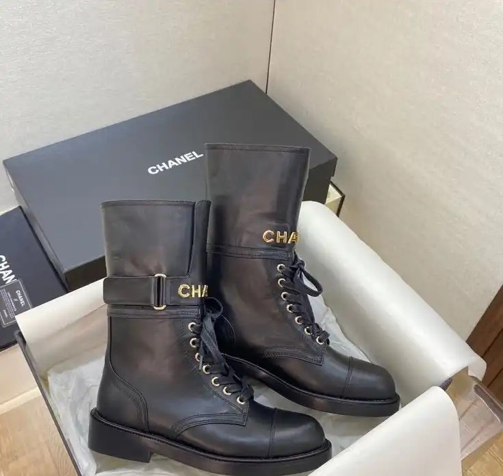 hype Chanel Boots