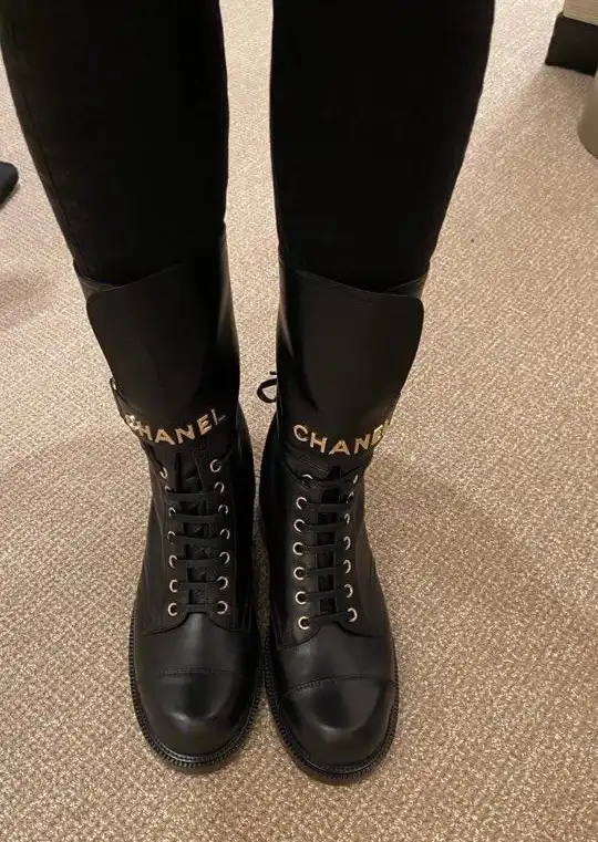 hype Chanel Boots