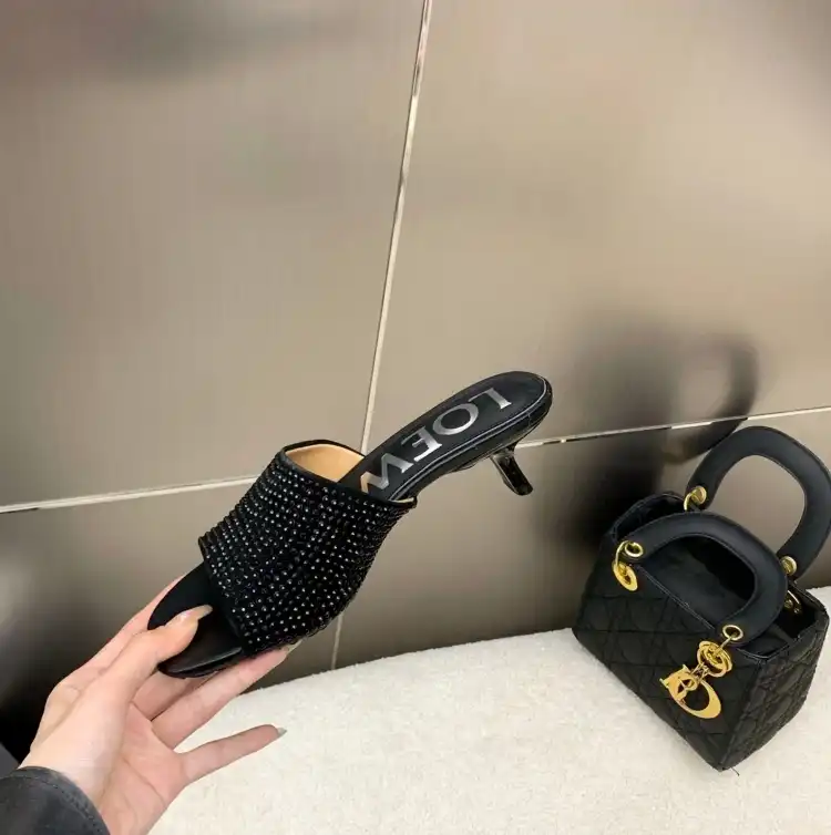 hype Loewe Slippers