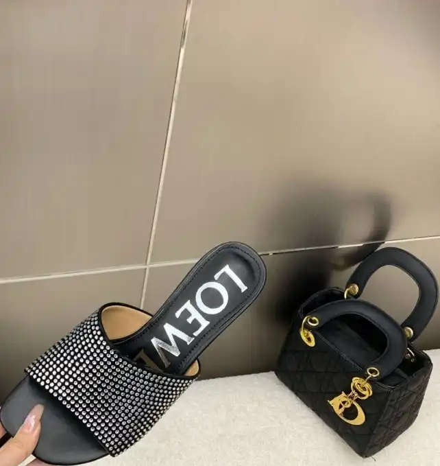 hype Loewe Slippers