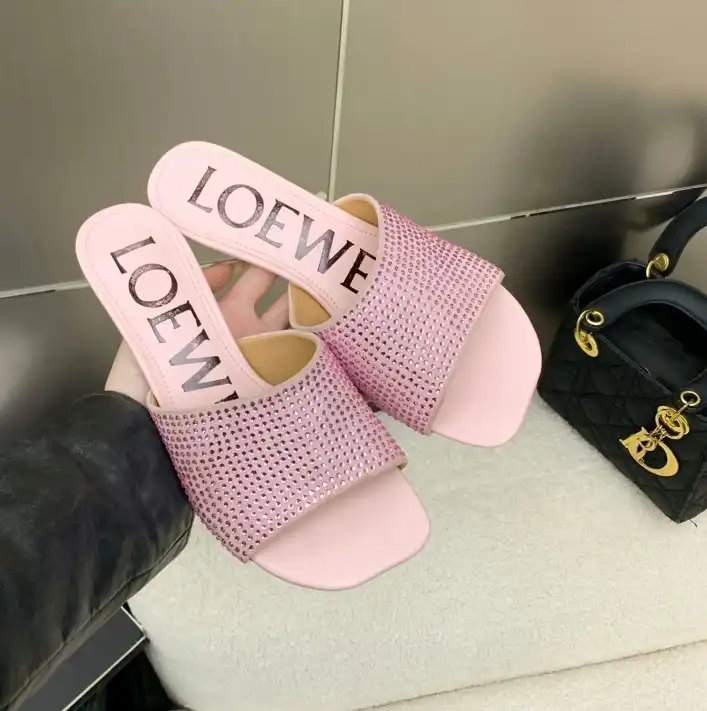 hype Loewe Slippers