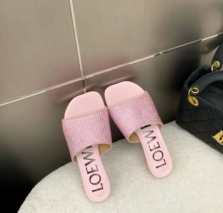 hype Loewe Slippers