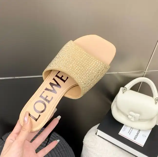 hype Loewe Slippers