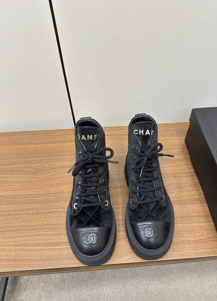 hype Chanel Boots