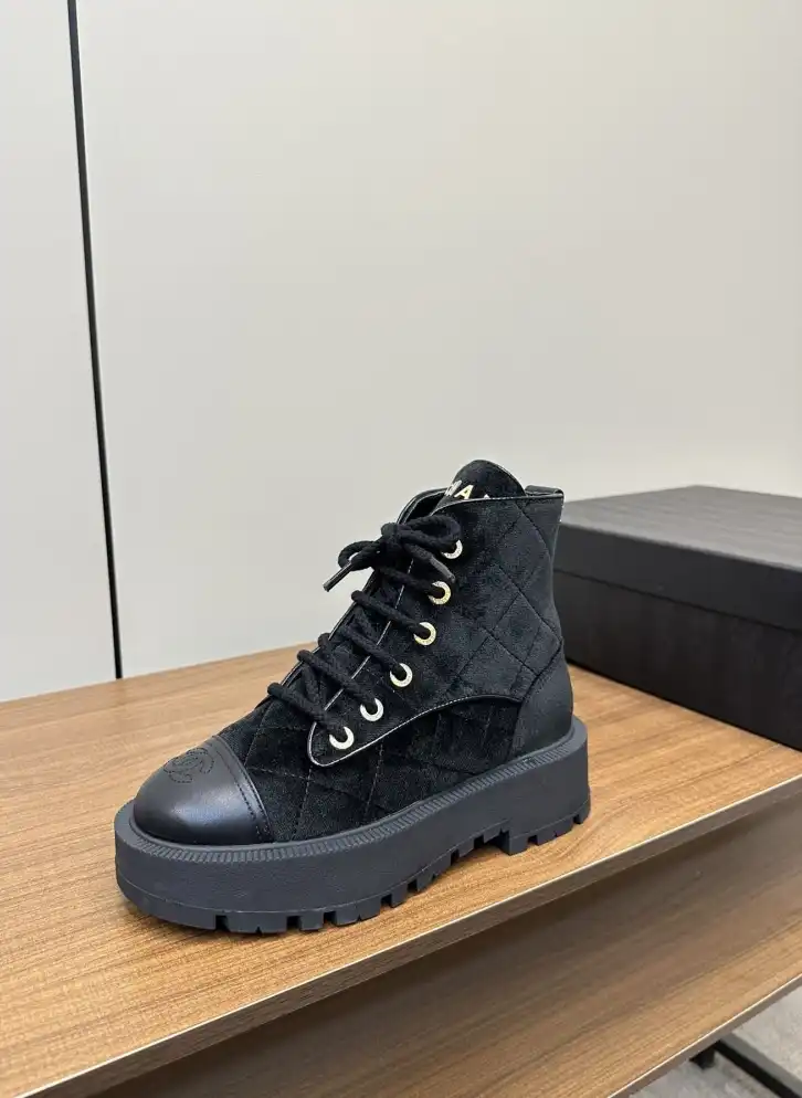 hype Chanel Boots