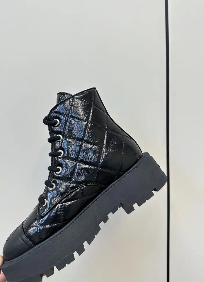 hype Chanel Boots