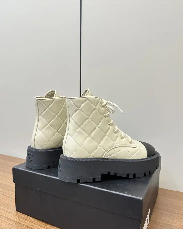 hype Chanel Boots