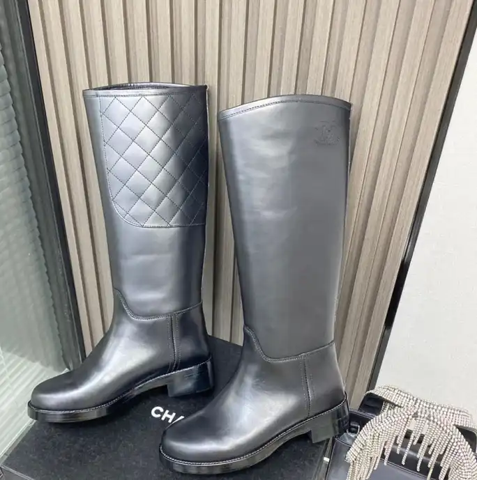 hype Chanel Boots