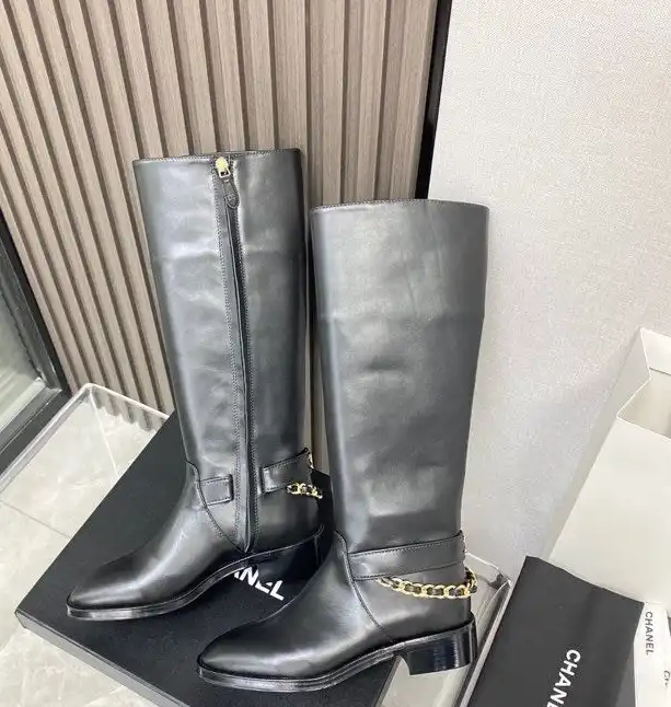 hype Chanel Boots