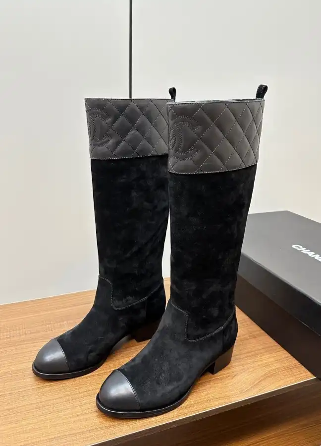 hype Chanel Boots