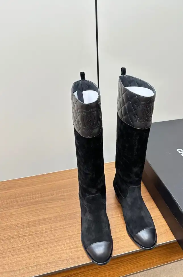 hype Chanel Boots