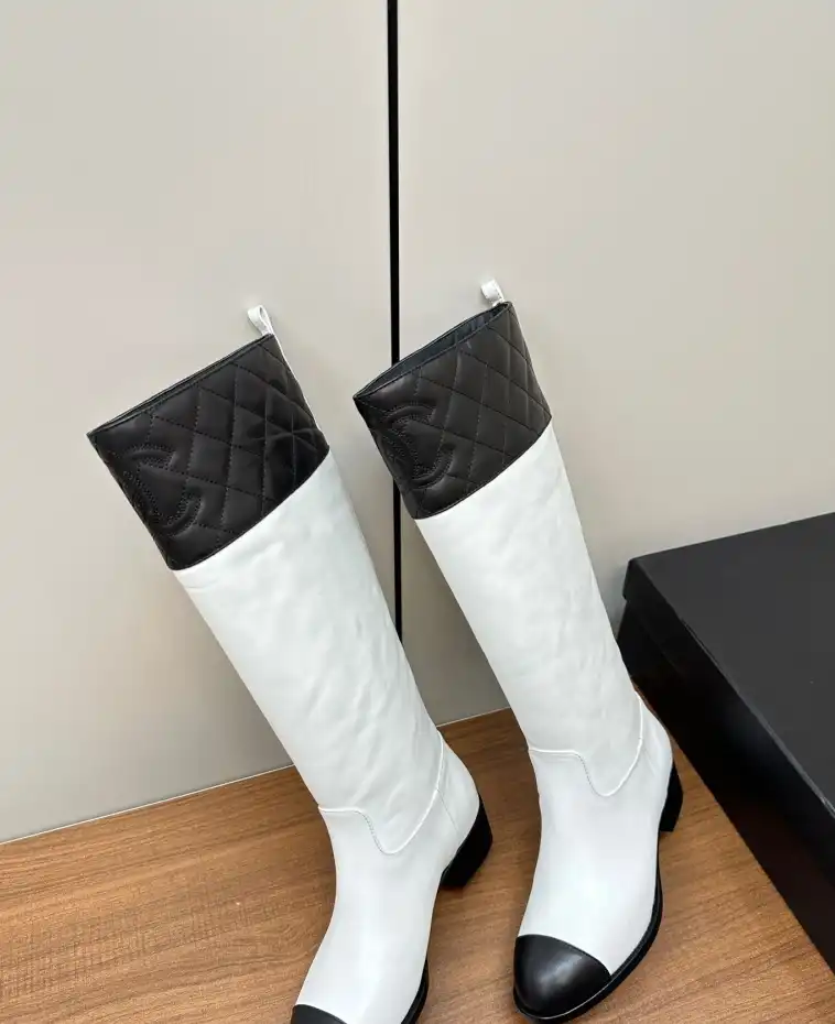 hype Chanel Boots