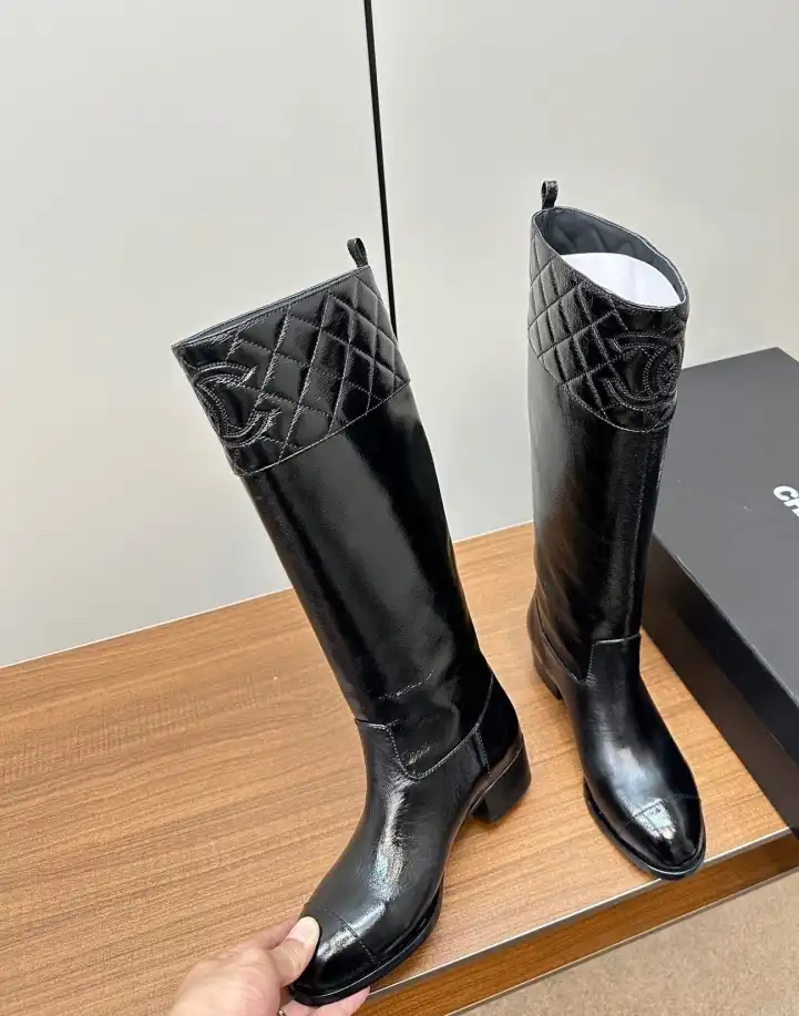 hype Chanel Boots