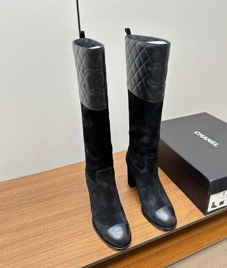 hype Chanel Boots