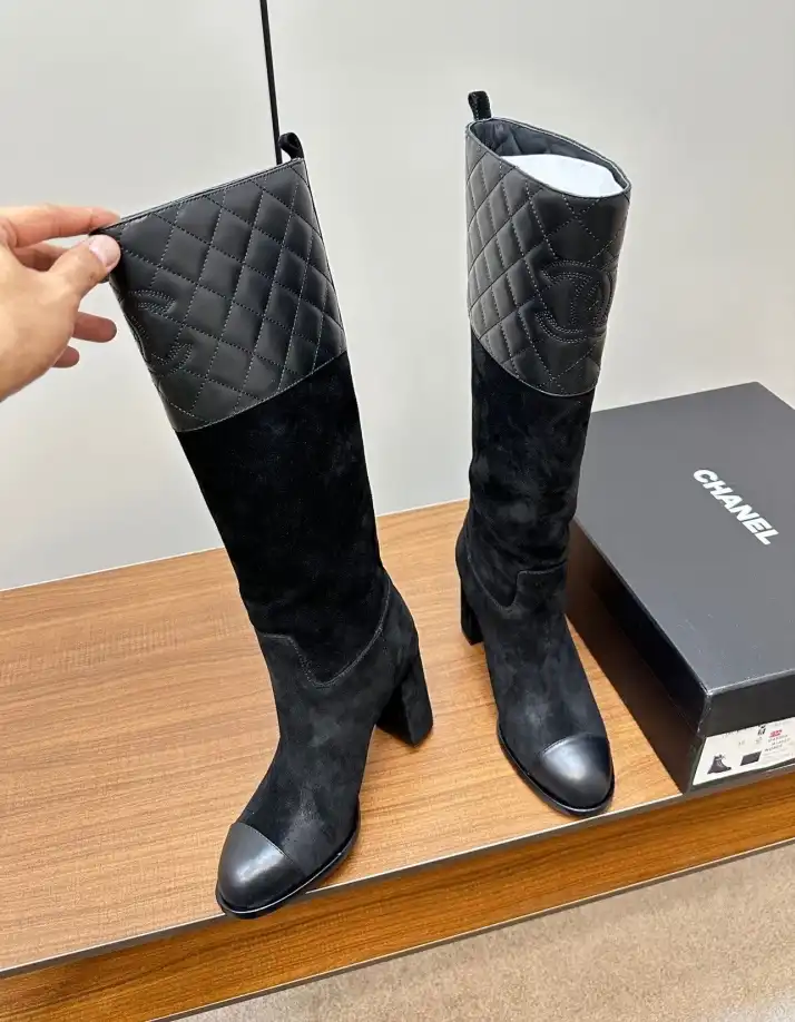 hype Chanel Boots