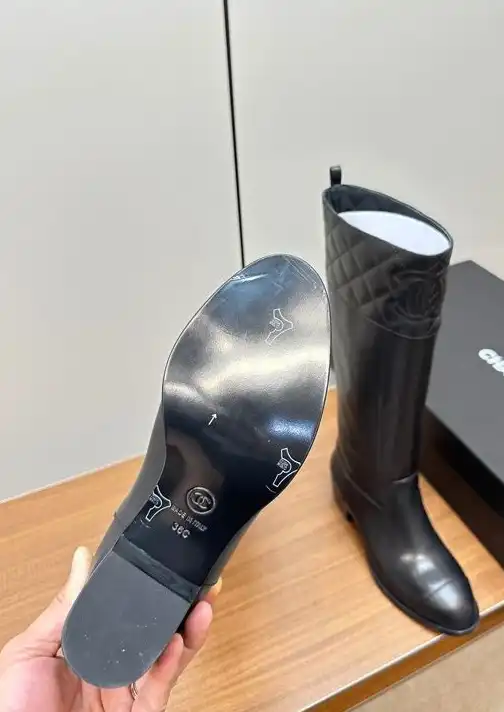 hype Chanel Boots