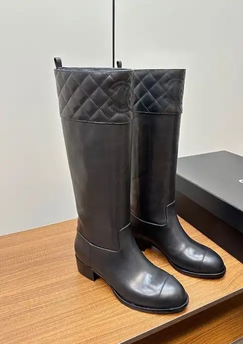 hype Chanel Boots