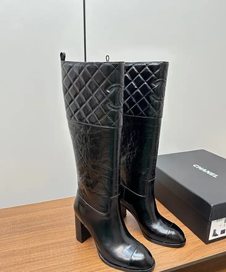 hype Chanel Boots