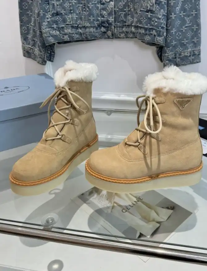 hype Prada Boots