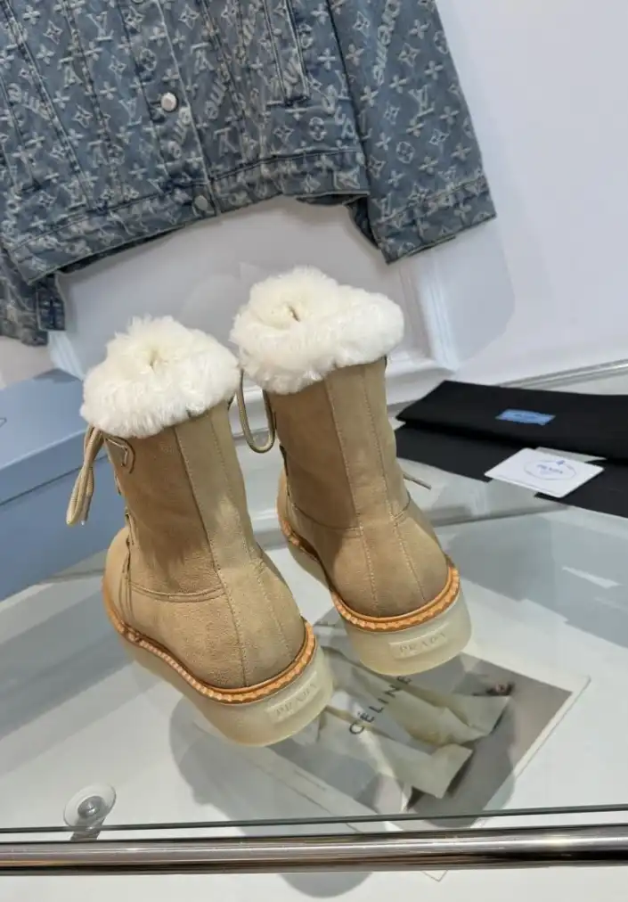 hype Prada Boots