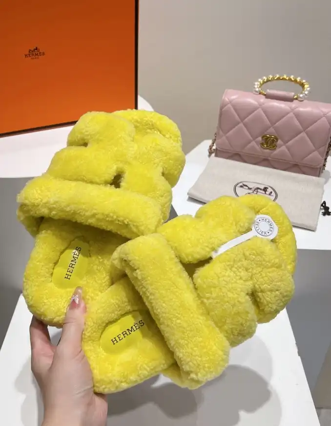 hype Hermes Slippers