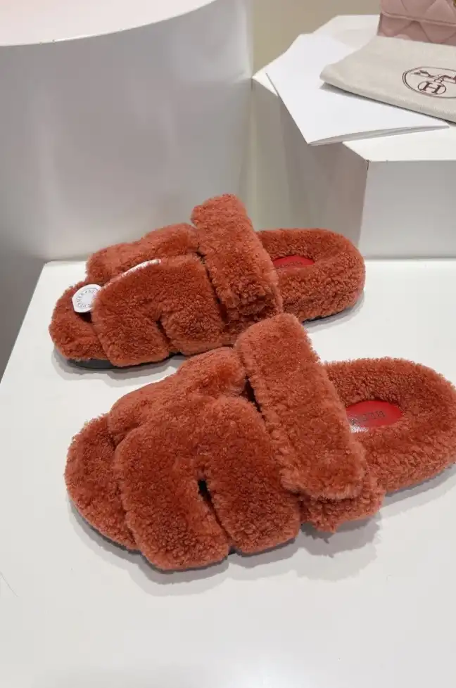 hype Hermes Slippers