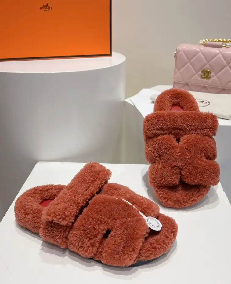 hype Hermes Slippers