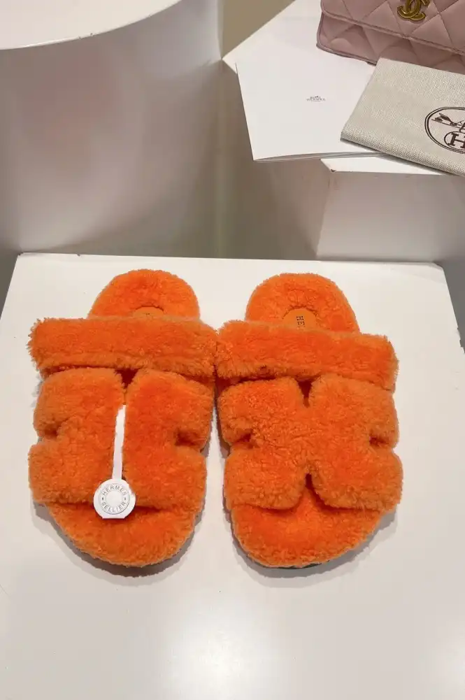 hype Hermes Slippers