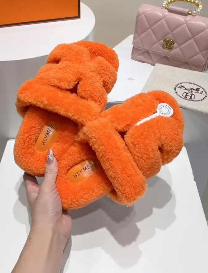 hype Hermes Slippers