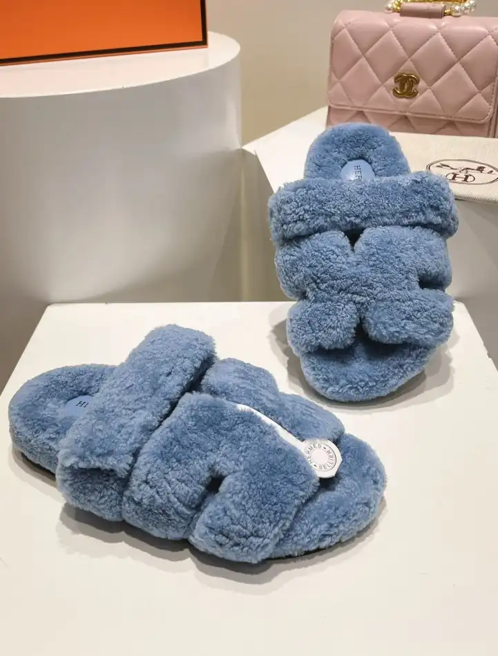 hype Hermes Slippers