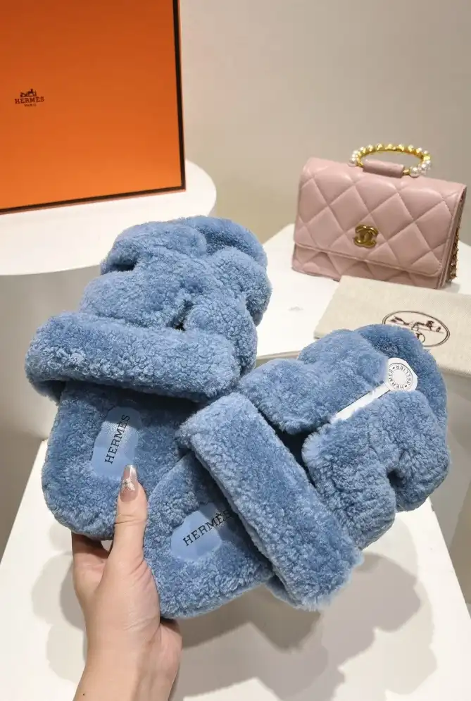 hype Hermes Slippers