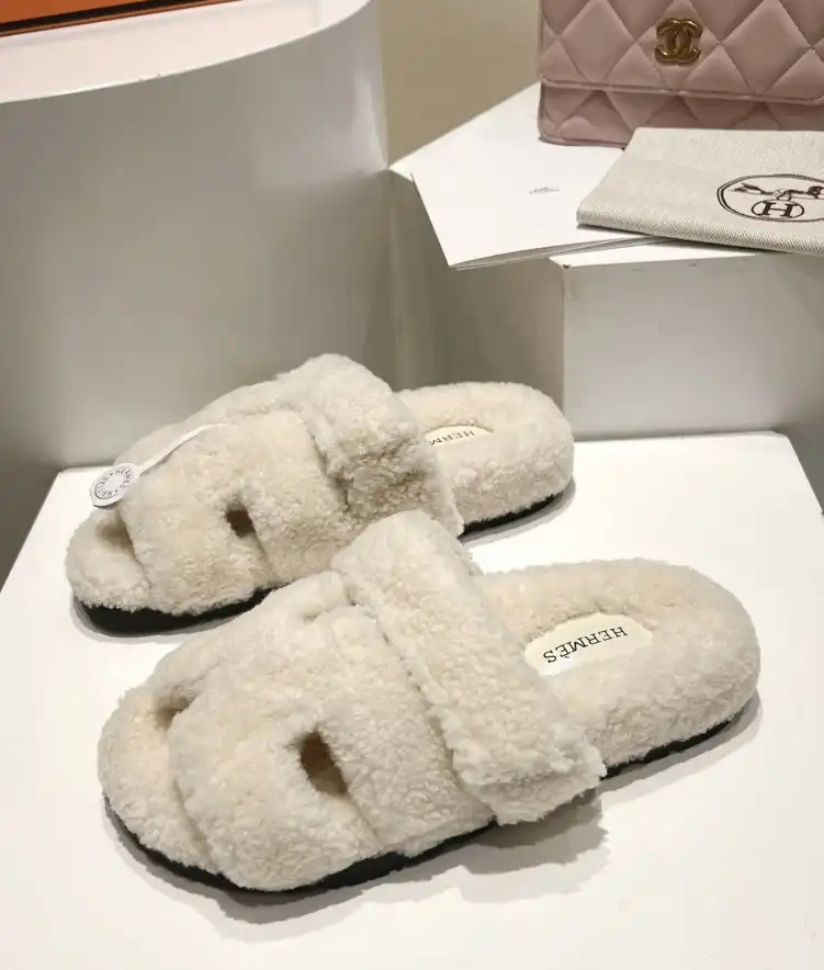 hype Hermes Slippers