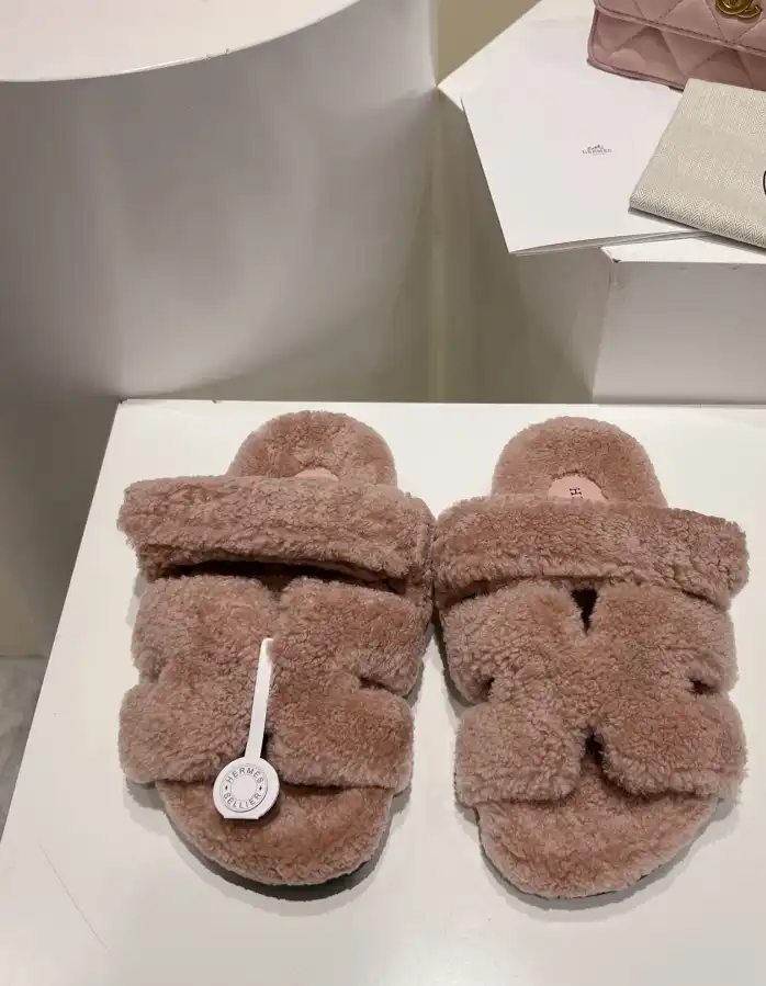 hype Hermes Slippers