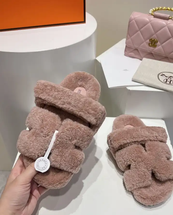 hype Hermes Slippers