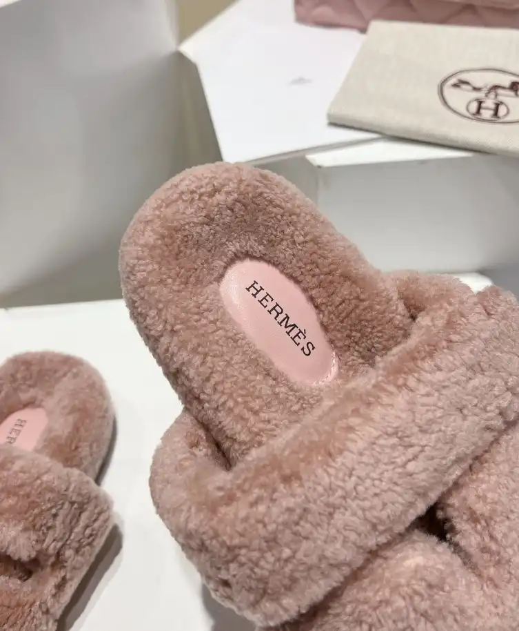 hype Hermes Slippers