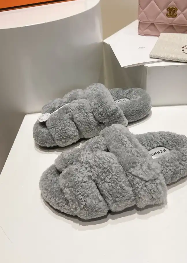 hype Hermes Slippers