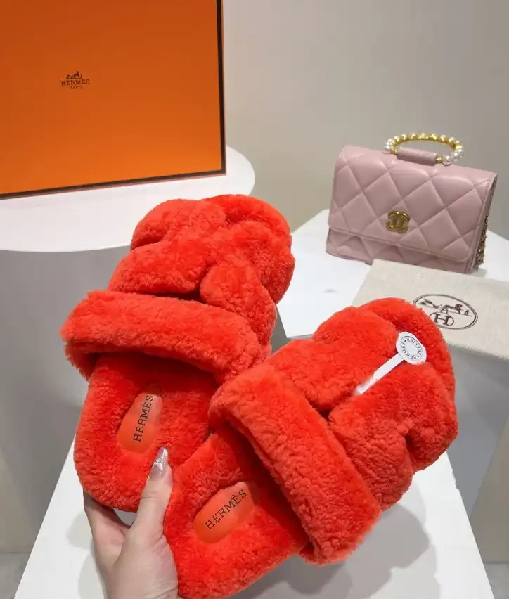 hype Hermes Slippers