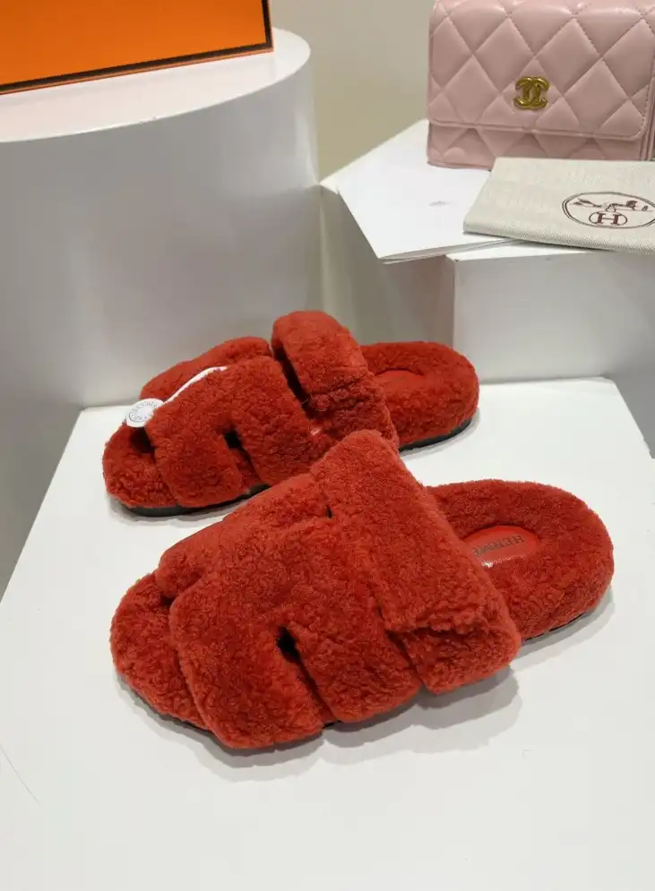 hype Hermes Slippers