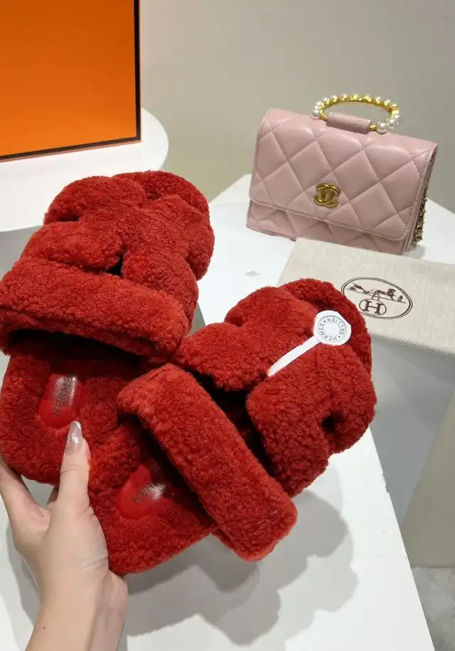 hype Hermes Slippers