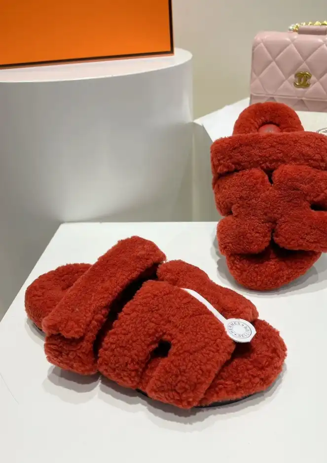 hype Hermes Slippers