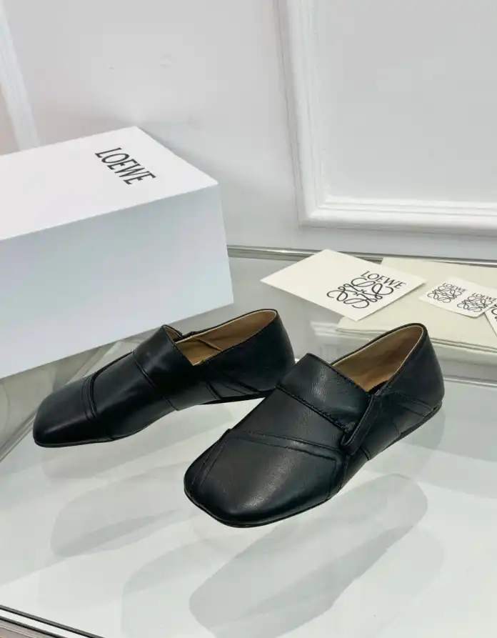 hype Loewe Leather Shoes