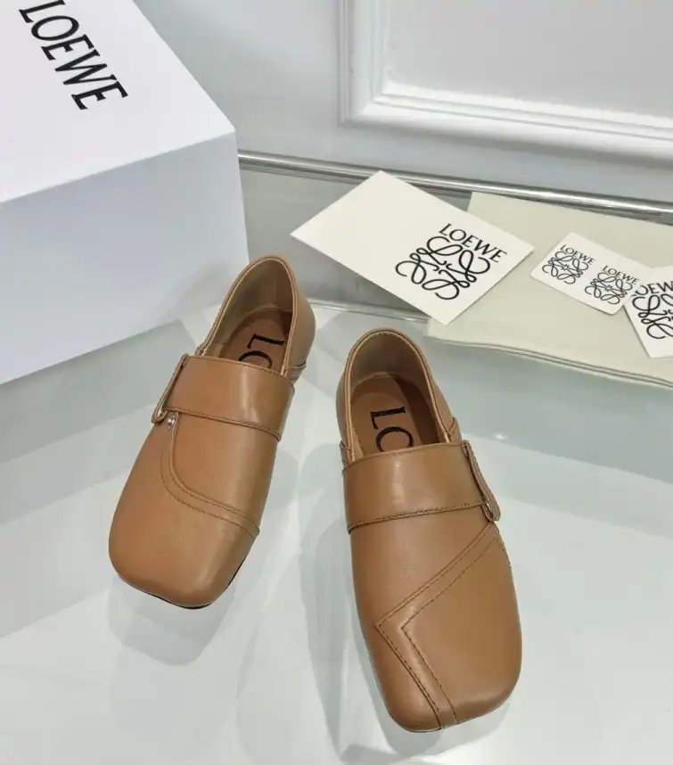 hype Loewe Leather Shoes