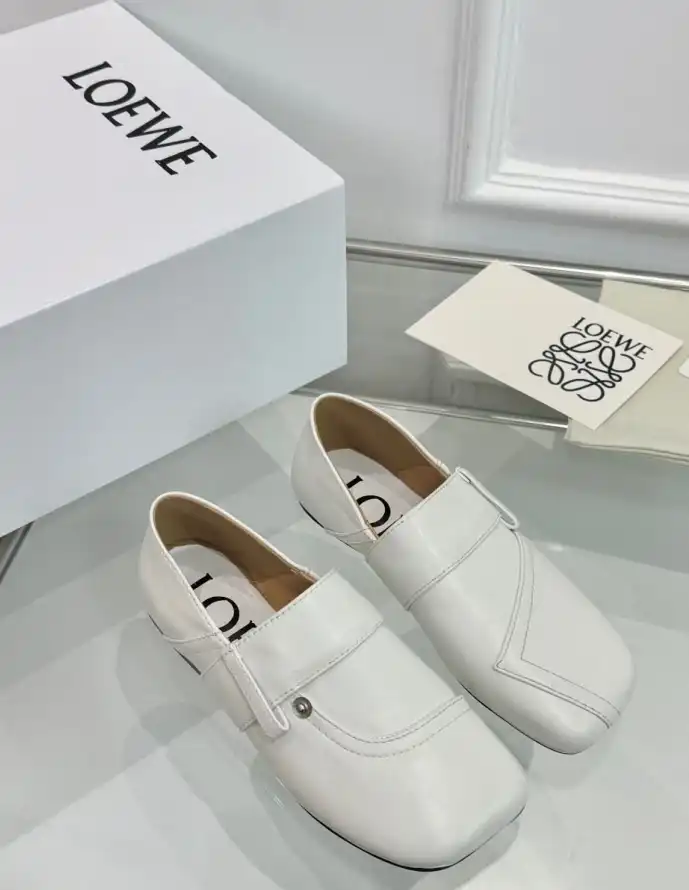 hype Loewe Leather Shoes