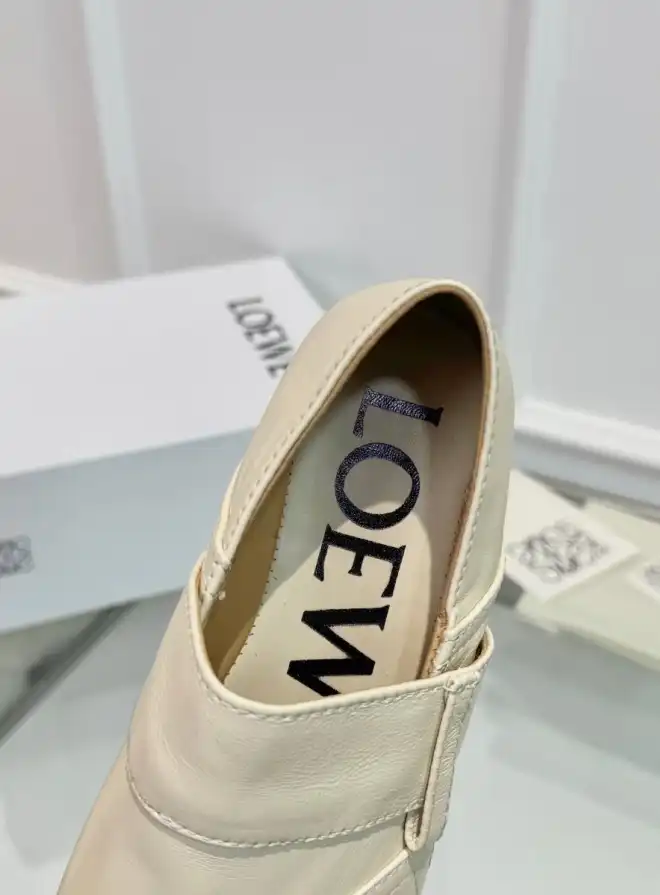 hype Loewe Leather Shoes