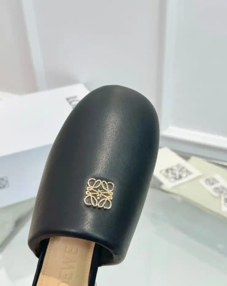 hype Loewe Slippers