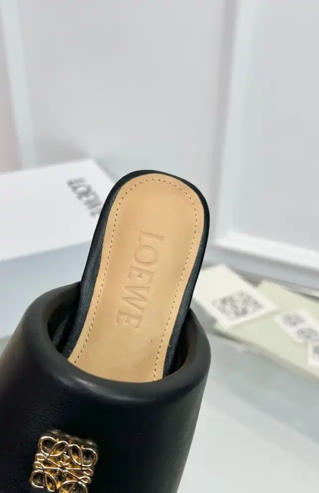 hype Loewe Slippers